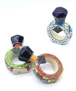 Licorera de cerámica en forma de anillo | Pintadas a mano